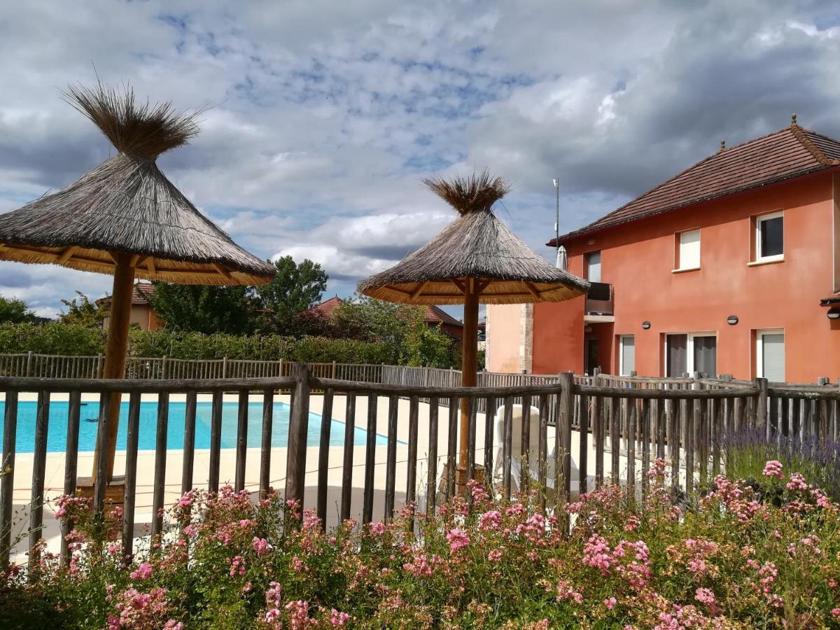 "Chezvero46" Residence 3 Etoiles Avec Piscine, Wifi Et Velos Prayssac Dış mekan fotoğraf